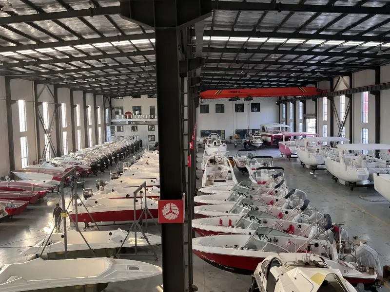 Лоурада® дарвуулт онгоц нь 42 дарвуулт завь нь BIJIA MOLANG-ийн УРАМШУУЛАЛТЫН НЭГДСЭН БОЛОМЖТОЙ БОЛОМЖТОЙ.